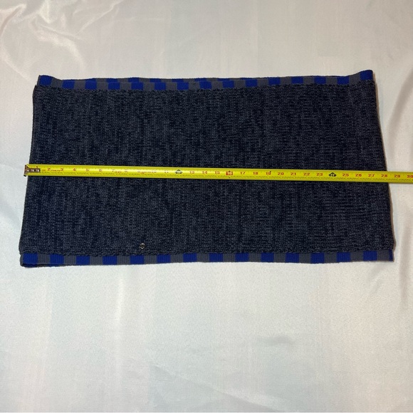 Lululemon Merino Wool Reversible Infinity Scarf Shawl - Picture 8 of 9